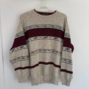 Cozy Lyle & Scott Sweater size M with Burgundy detail